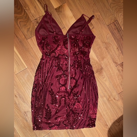 Pretty little thing red sparkly mini dress - Picture 2 of 3